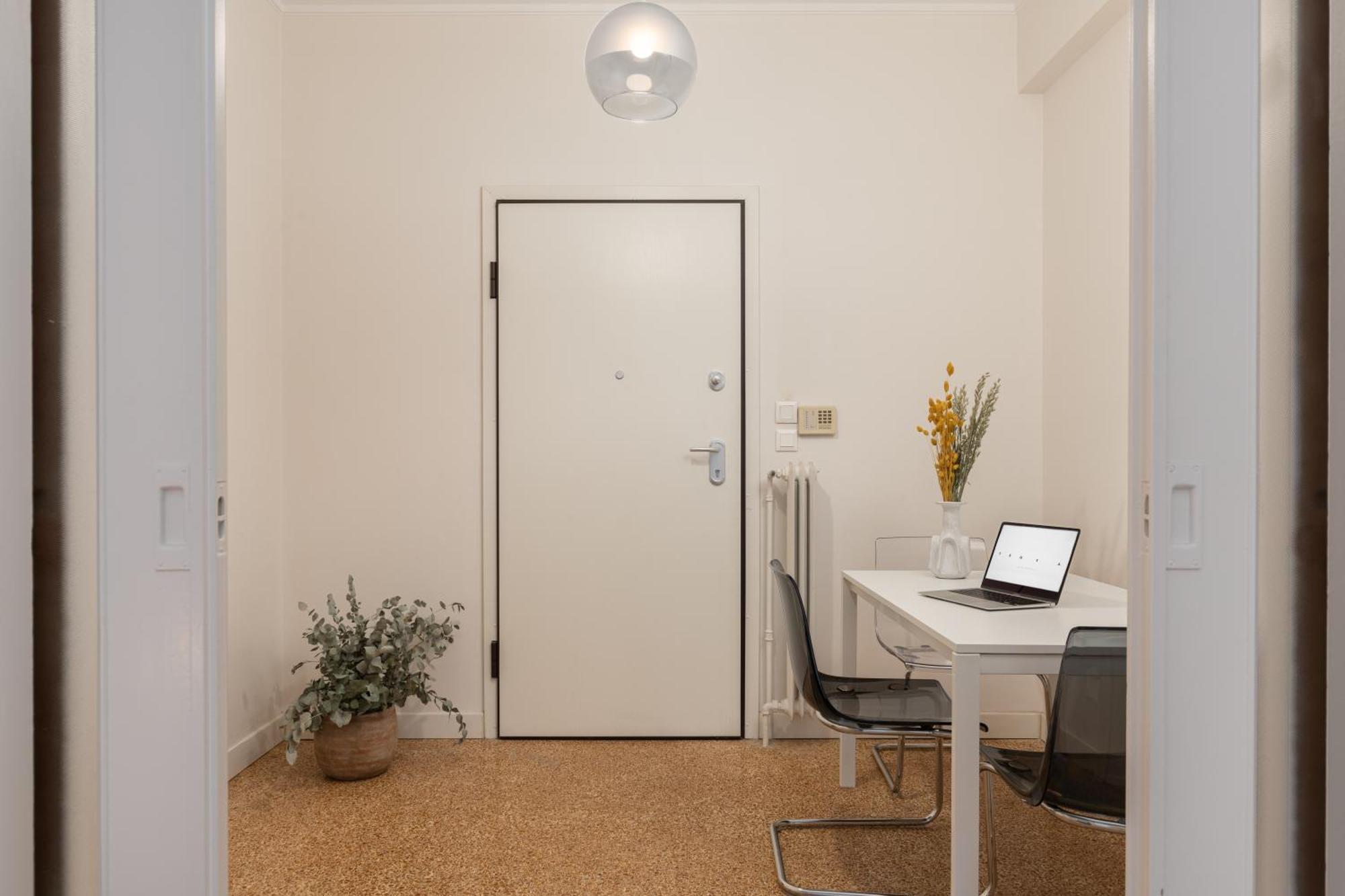 Peaceful Apartment In Neapoli, Exarcheia Atenas Exterior foto
